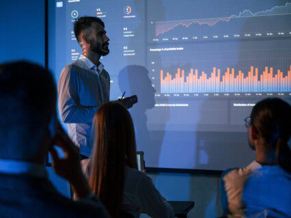 5 zalet Yandex Metrica, których nie znajdziesz w&nbsp;Google Analytics. Zacznij zbierać więcej danych